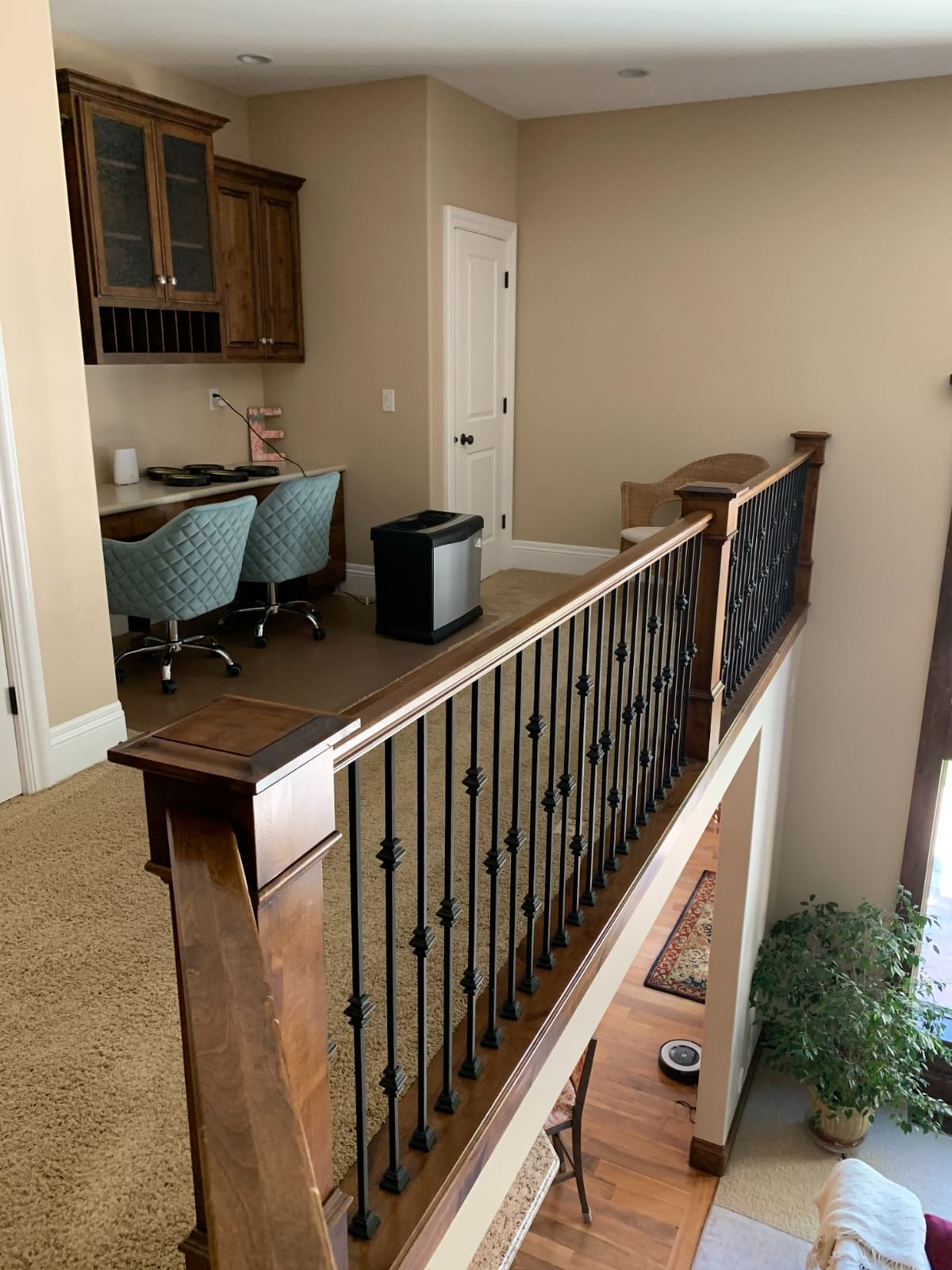 AIRCARE Valiant Digital Whole-House Console-Style Evaporative Humidifier (Honey Oak) customer photo 2