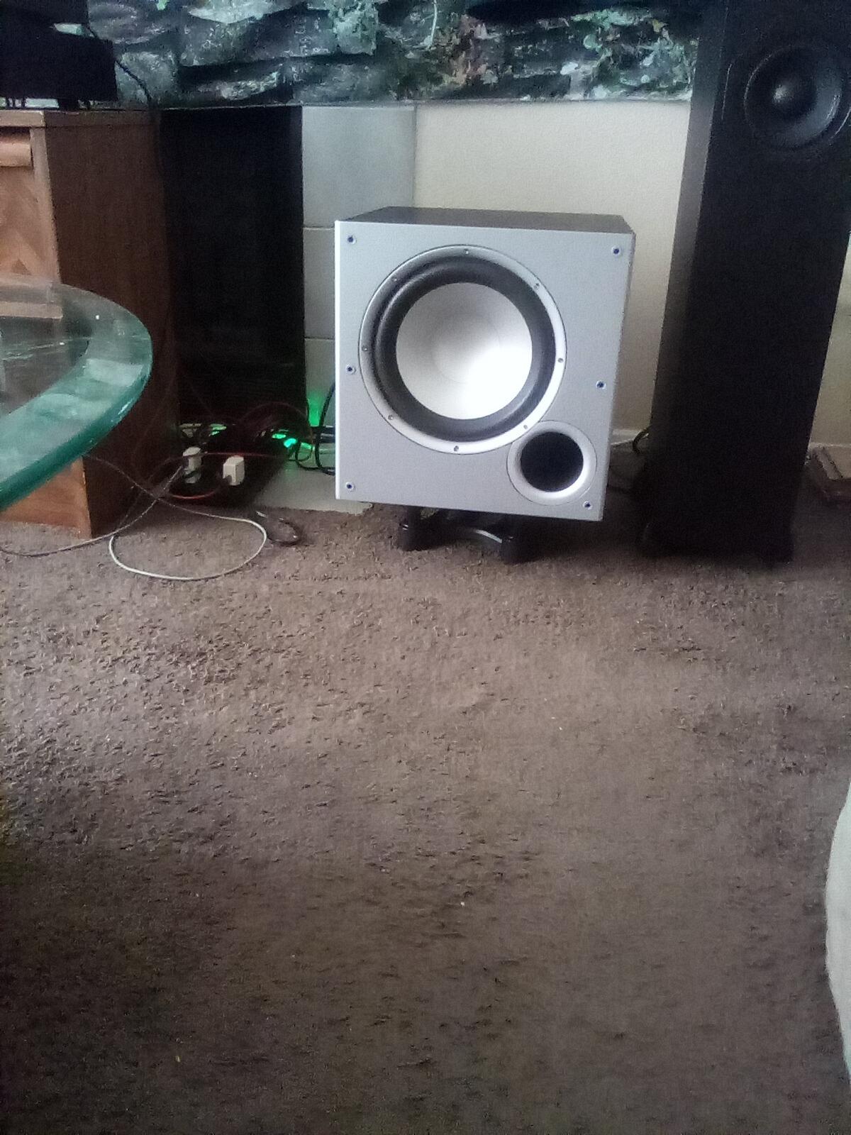 IsoAcoustics Iso-L8r200Sub Subwoofer Isolation Stand (Single) (Old Model) customer photo 2