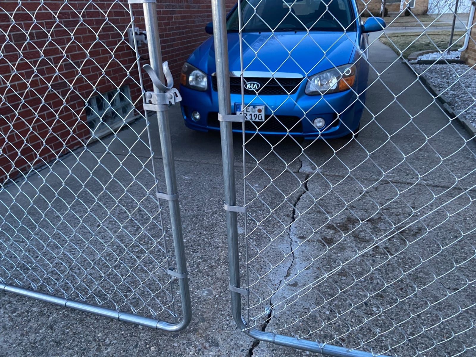 Adjust-A-Gate Chain Link Fence Gate w/ Round Frame, Fits 24-72 in. Openings & Up to 12 ft. customer photo 1