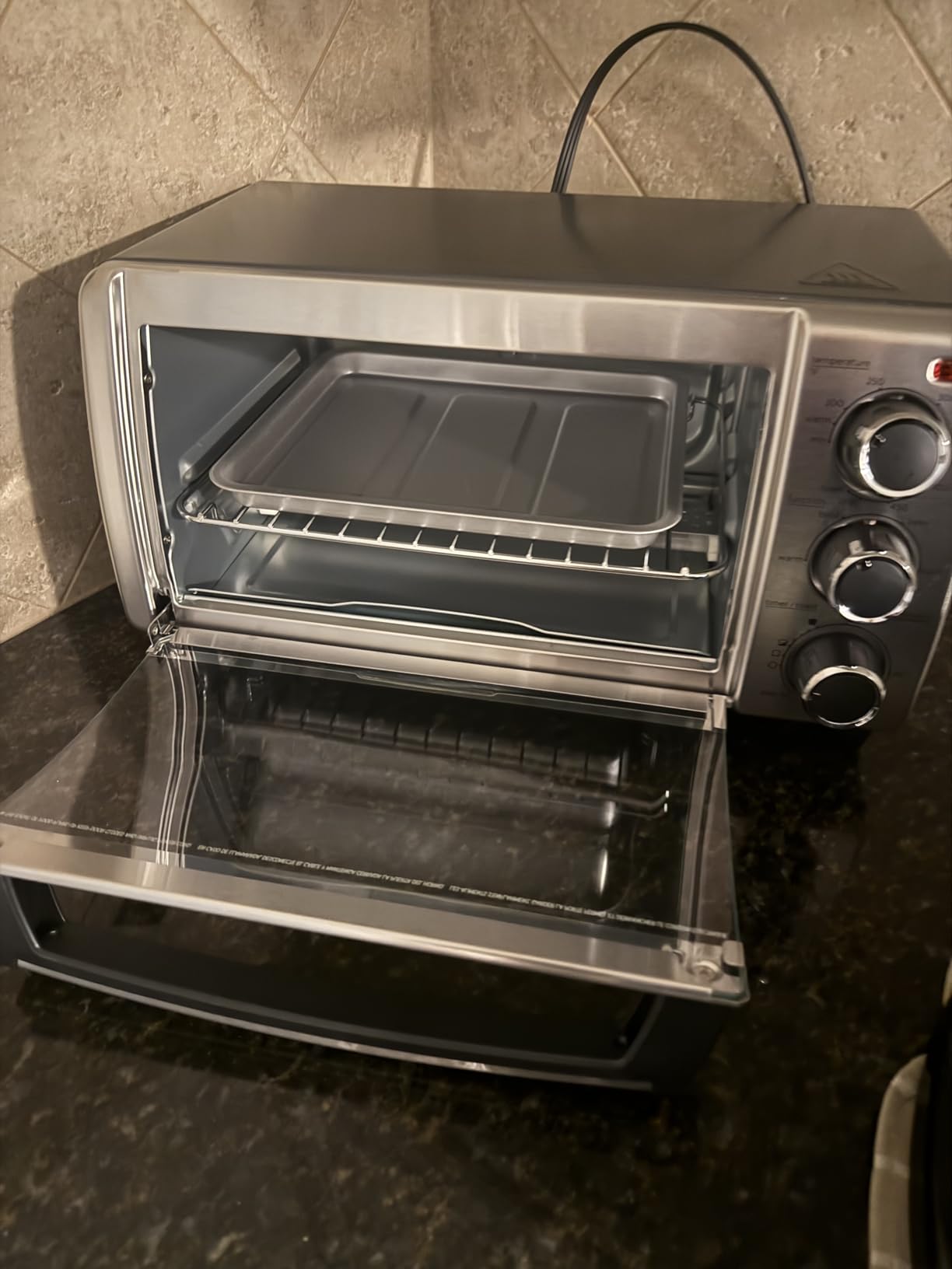 BLACK+DECKER TO1313SBD Toaster Oven, 15.47 Inch, Silver | Compact convection oven fits a 9-inch pizza with timer, stay-on function and removable crumb tray. customer photo 2