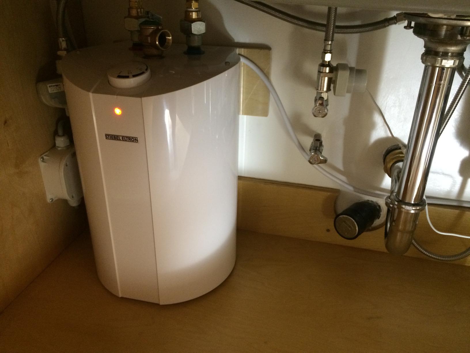 Stiebel Eltron 233219 2.5 gallon, 1300W, 120V SHC 2.5 Mini-Tank Electric Water Heater customer photo 2