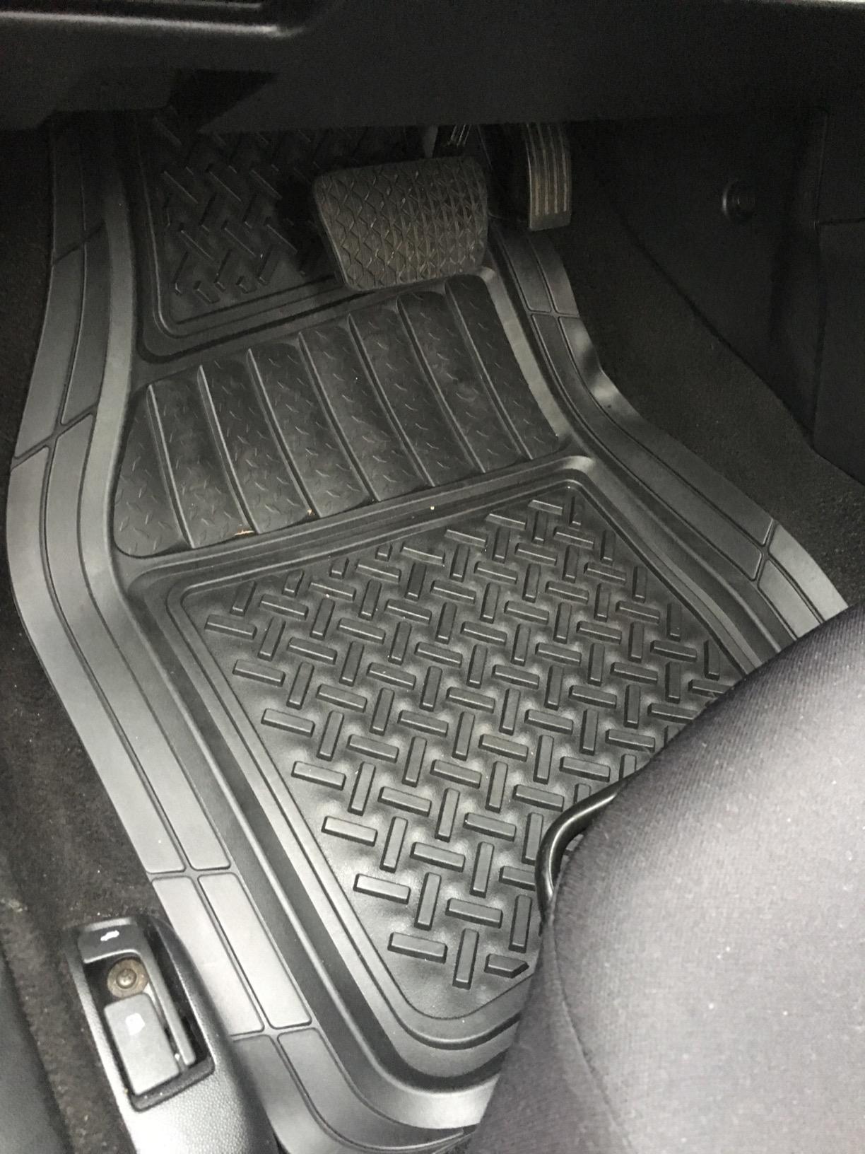 Armor All All-Weather Floor Mats for Trucks, Cars, and SUVs, Black, 2-Piece, Patented Carpet Claw Anti-Skid, Sculpted Design, Trim to Fit for Custom Coverage, Easy to Clean customer photo 2