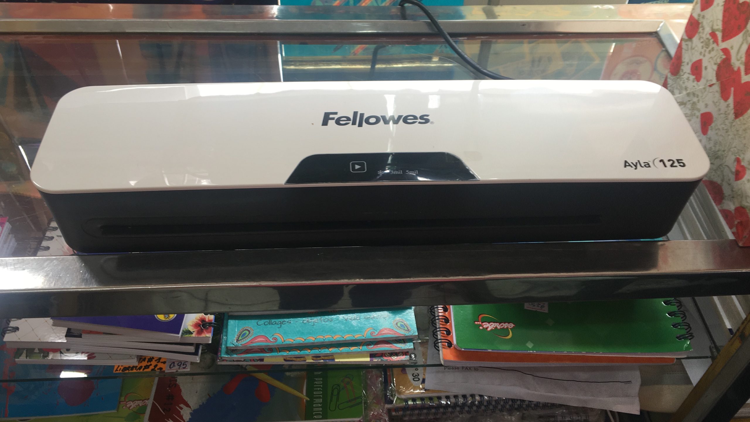 Fellowes Saturn 95 Thermal Laminator Machine, Classroom School Supplies & Teacher Essential, 9.5 Inch Entry, Fast 60-Second Warm-Up, Jam-Free Design (5735801) customer photo 2