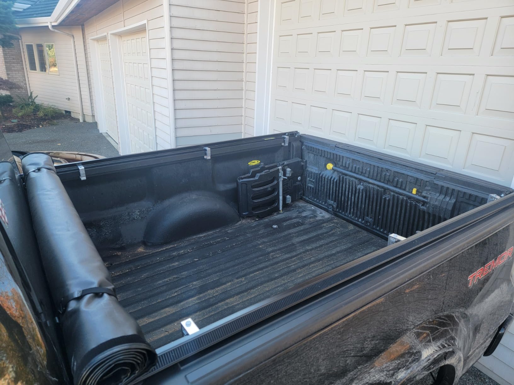 TruXedo TruXport Soft Roll Up Truck Bed Tonneau Cover | 297701 | Fits 2015-2026 Ford F-150 5' 7