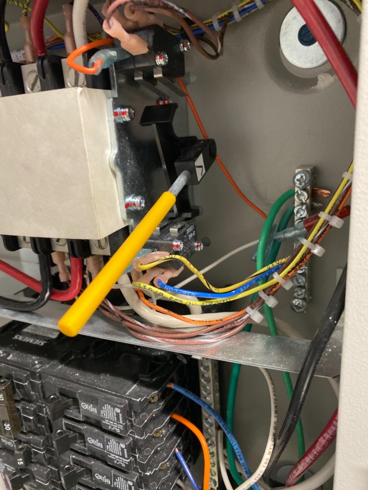 Generac 6853 HomeLink Upgradeable 30 Amp Transfer Switch Kit with 10' Cord and Resin Power Inlet Box customer photo 1