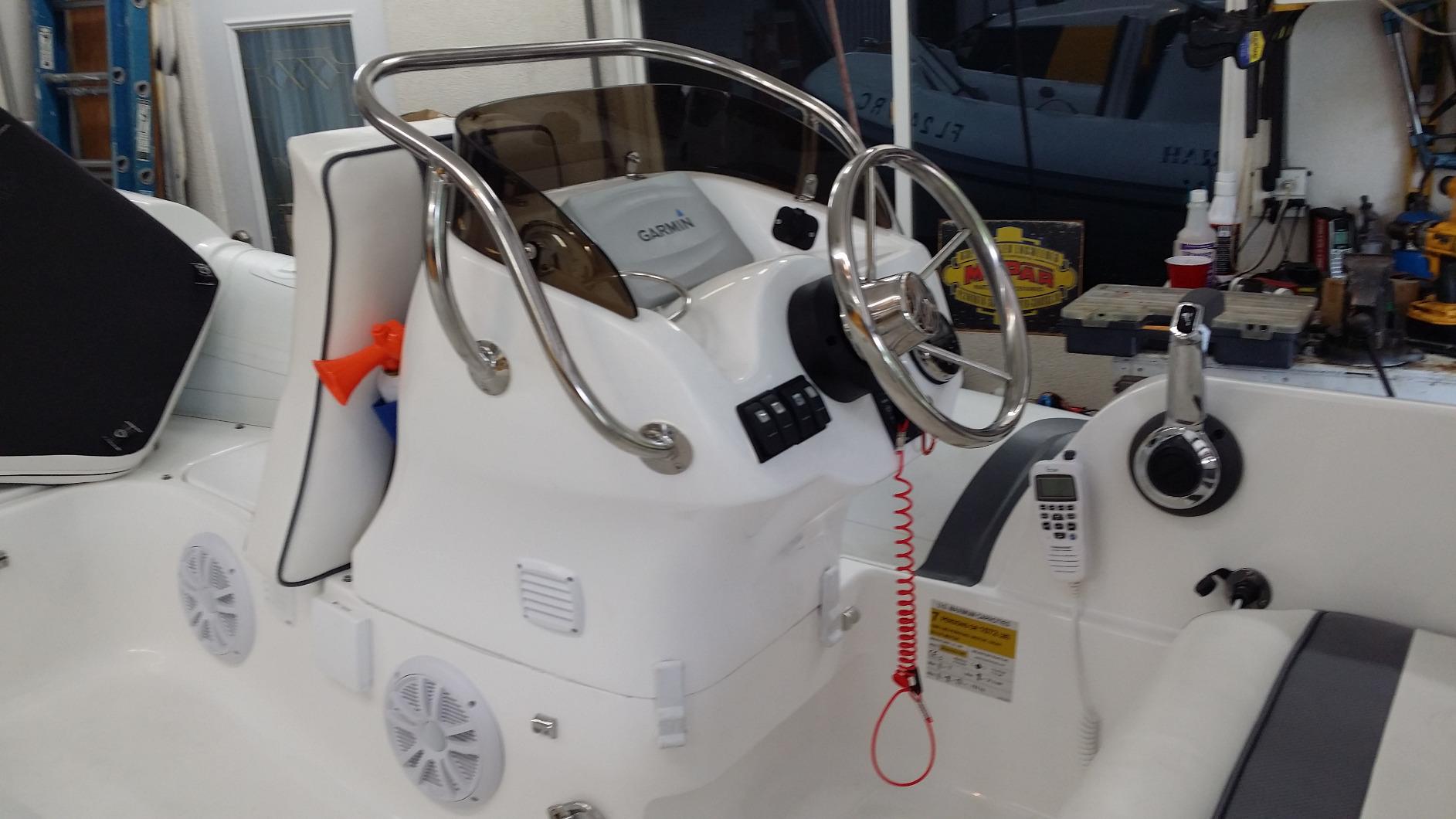 BOSS Audio Systems MCKGB350W.6 Marine Boat Stereo & 6.5 Inch Speaker Pair customer photo 2