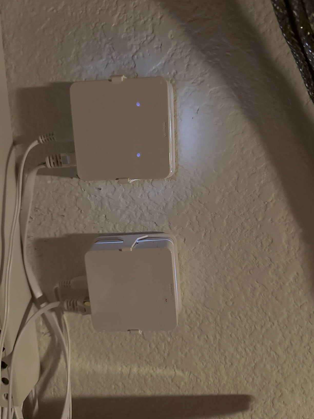 Lutron Caseta Smart Hub Compatible with Alexa, Apple, Google Home, and More | Smart Hub has ultra reliable connection, doesn't rely on WiFi; L-BDG2-WH, White customer photo 1