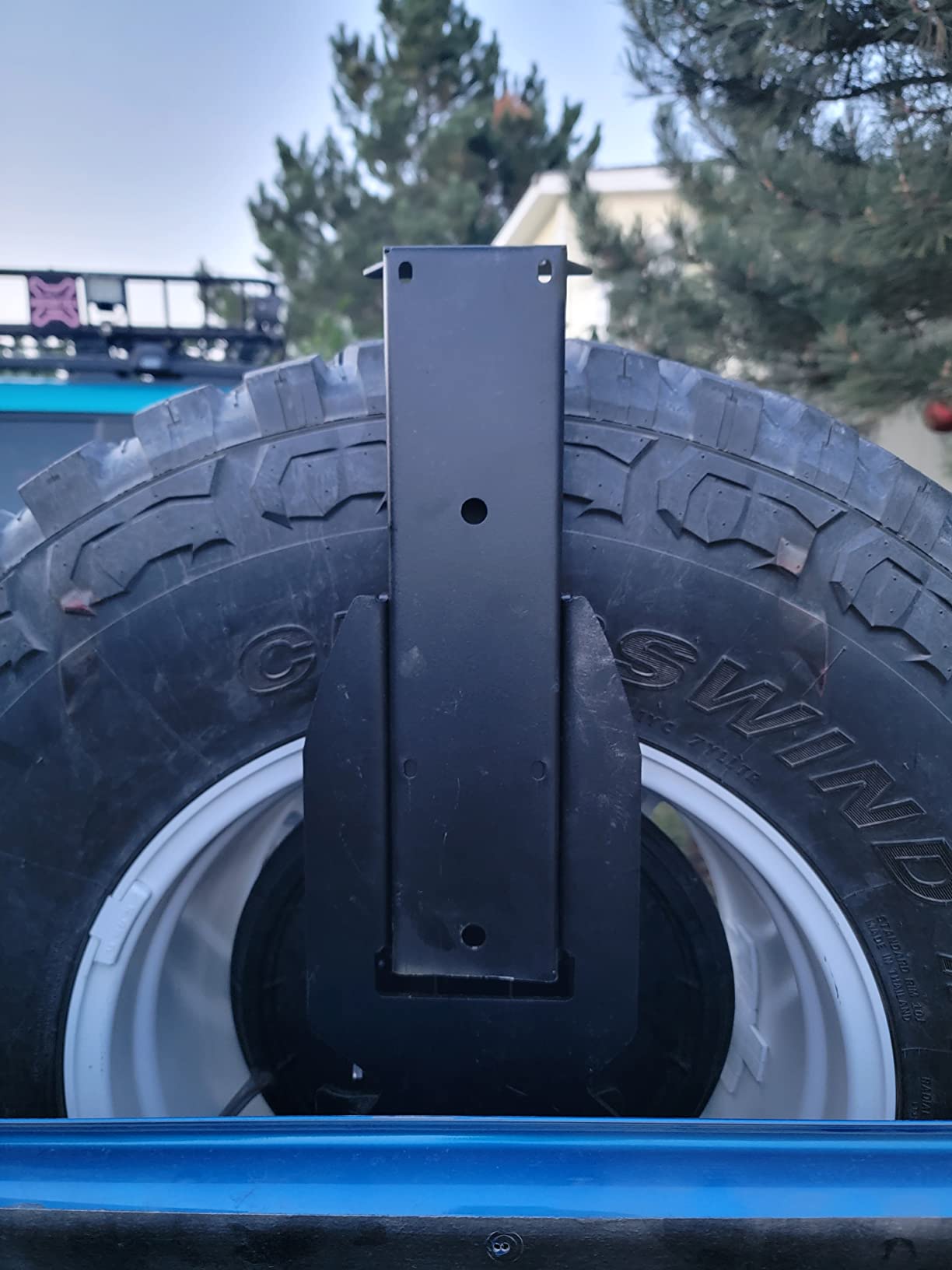Smittybilt HD Pivot Tire Carrier - 07-18 Jeep Wrangler JK/JKU- SB2843 customer photo 2