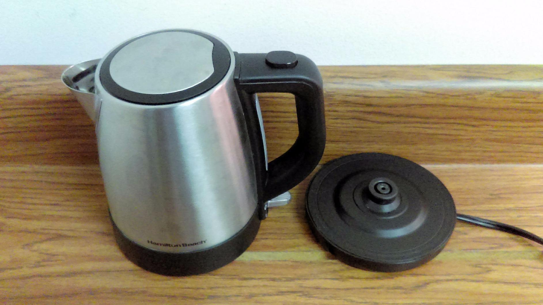 Hamilton Beach 1 Liter Electric Tea Kettle, Water Boiler & Heater | Fast Boiling 1500 Watts | BPA Free | Cordless Serving | Auto-Shutoff & Boil-Dry Protection | Mesh Filter | Stainless Steel customer photo 1