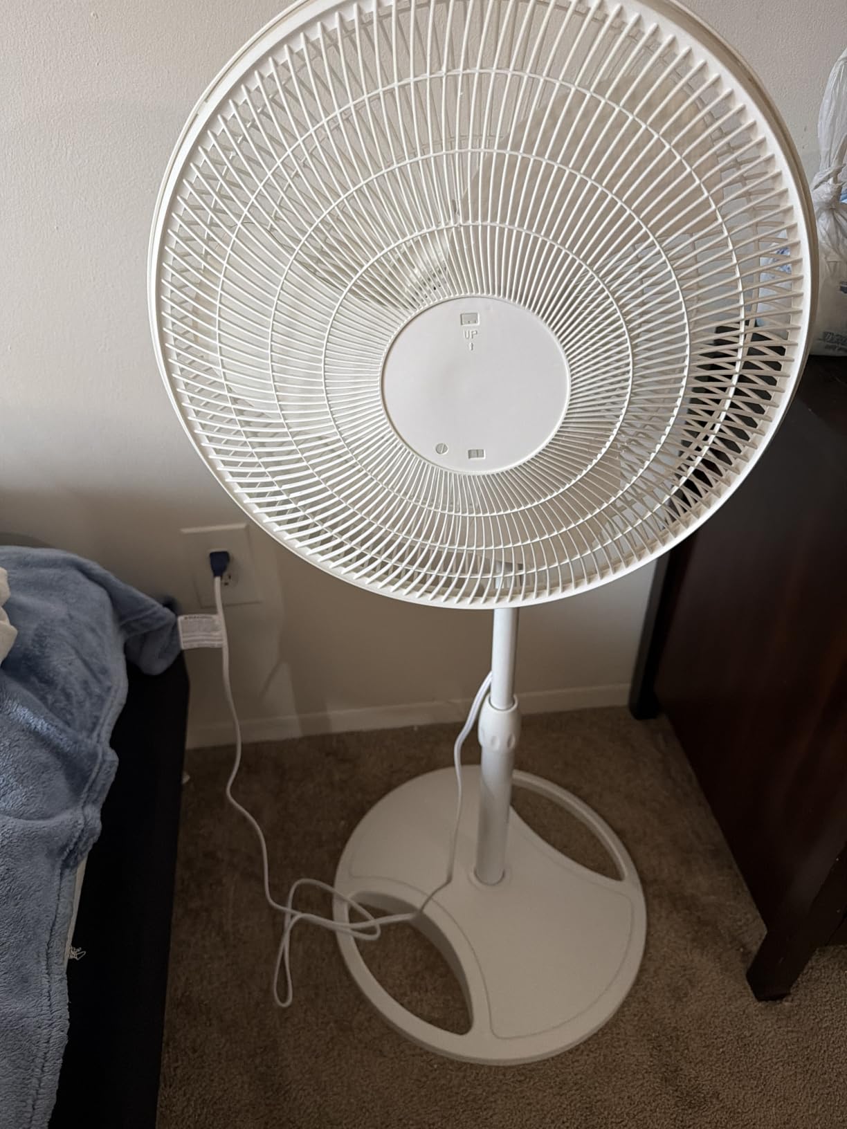 Lasko Oscillating Pedestal Fan - Adjustable to 47