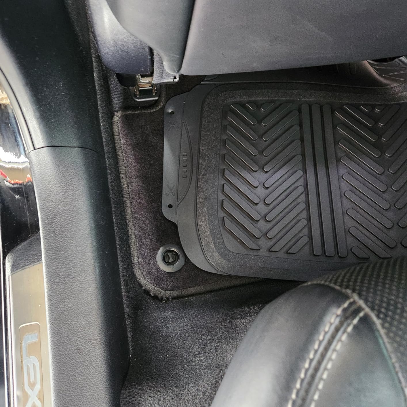 Motor Trend FlexTough Performance All Weather Rubber Car Floor Mats - 3 Piece Floor Mats Automotive Liners for Cars Truck SUV, Heavy-Duty Waterproof (Black) customer photo 1