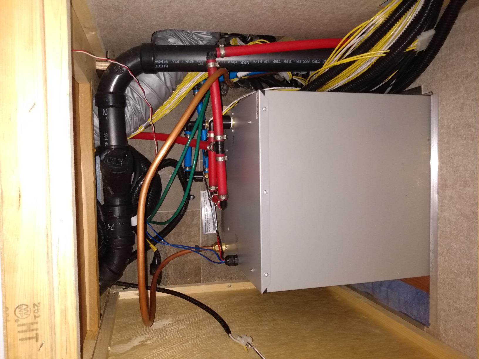 GIRARD Tankless RV Water Heater, 12V Power, 42,000 BTUs, Quiet Operation, Onboard Microprocessor, Digital User Control Panel, Freeze Protection, Easy Installation - 2022107534 customer photo 2