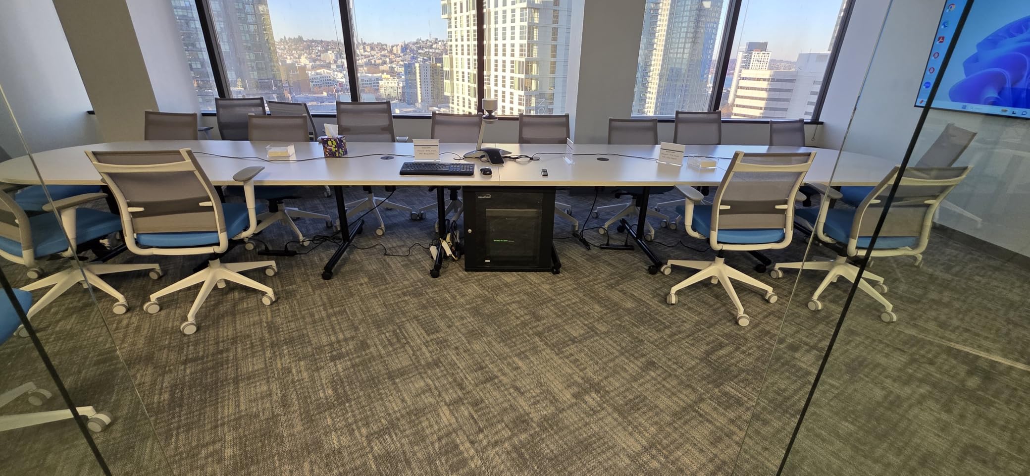 NavePoint 15U Server Cabinet Wall Mount Rack Enclosure with Caster Wheels, 2 Fans, Locking Glass Door, Removable Side Panels - 15U Network Cabinet 23.6'' Deep customer photo 1