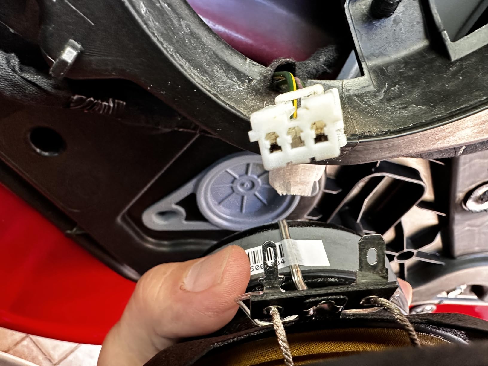 KICKER DSC6930 6x9-Inch (160x230mm) 3-Way Speakers, 4-Ohm (Pair) | 6x9 stereo upgrade, rear deck or door replacement, factory audio swap customer photo 1