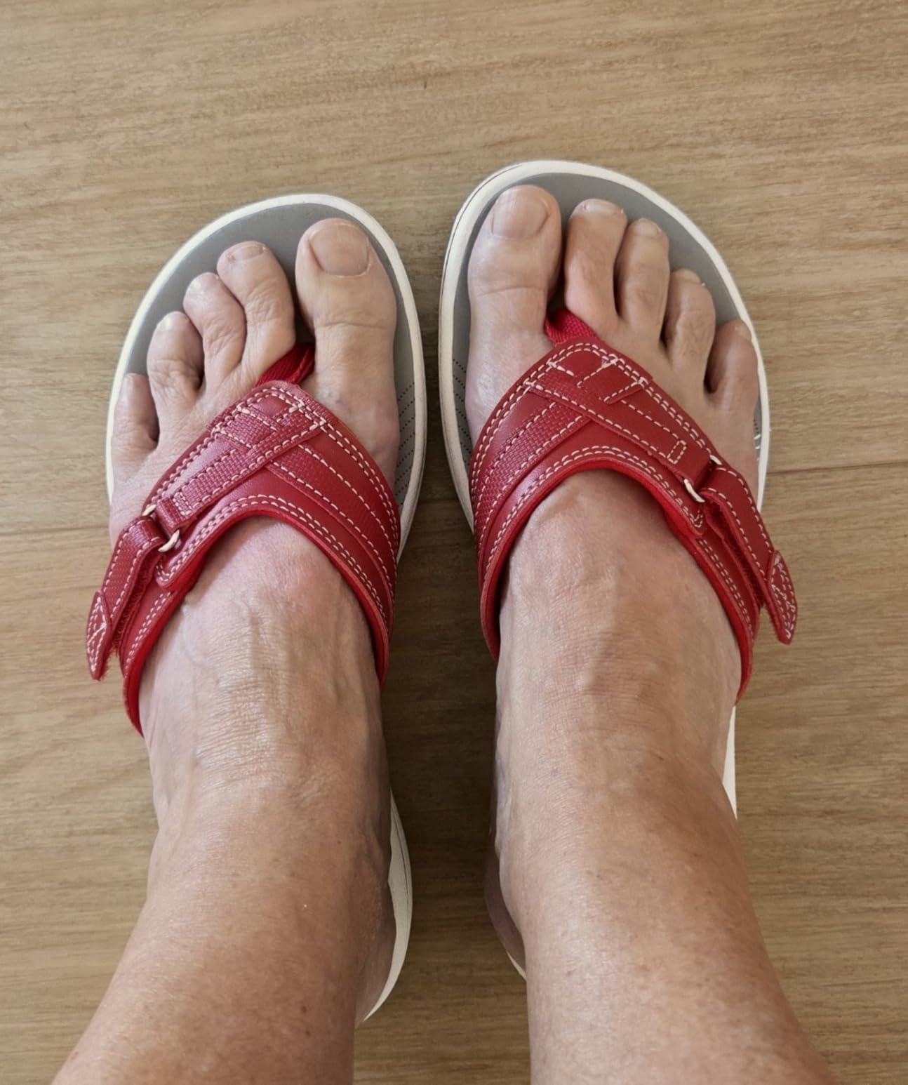 Clarks Women's Breeze Sea Flip-Flop customer photo 1