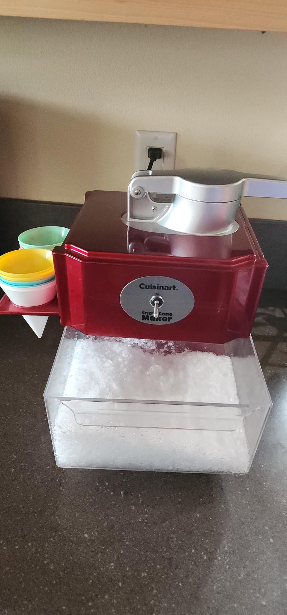 Cuisinart Snow Cone Machine, 90W Motor & Interlock Safety, 4 Reusable Cones | Snow cone maker & slushie machine with 4 reusable cones, compact design & auto-shutoff, 4-5 cones in under a minute, SCM-10P1 customer photo 1