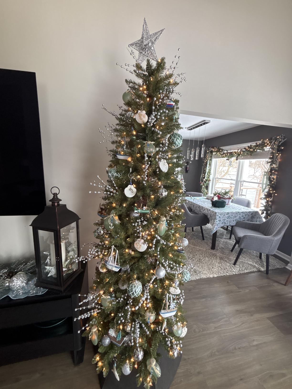 Puleo International 7.5ft Pre-Lit Fraser Fir Pencil Christmas Tree with 350 Clear Lights, 1188 Realistic Dense Branch Tips, Easy Setup Artificial Trees with Sturdy Metal Stand customer photo 1