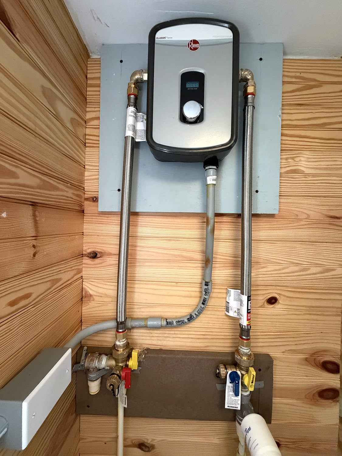 Rheem RTEX-24 24kW 240V Electric Tankless Water Heater, Gray customer photo 2