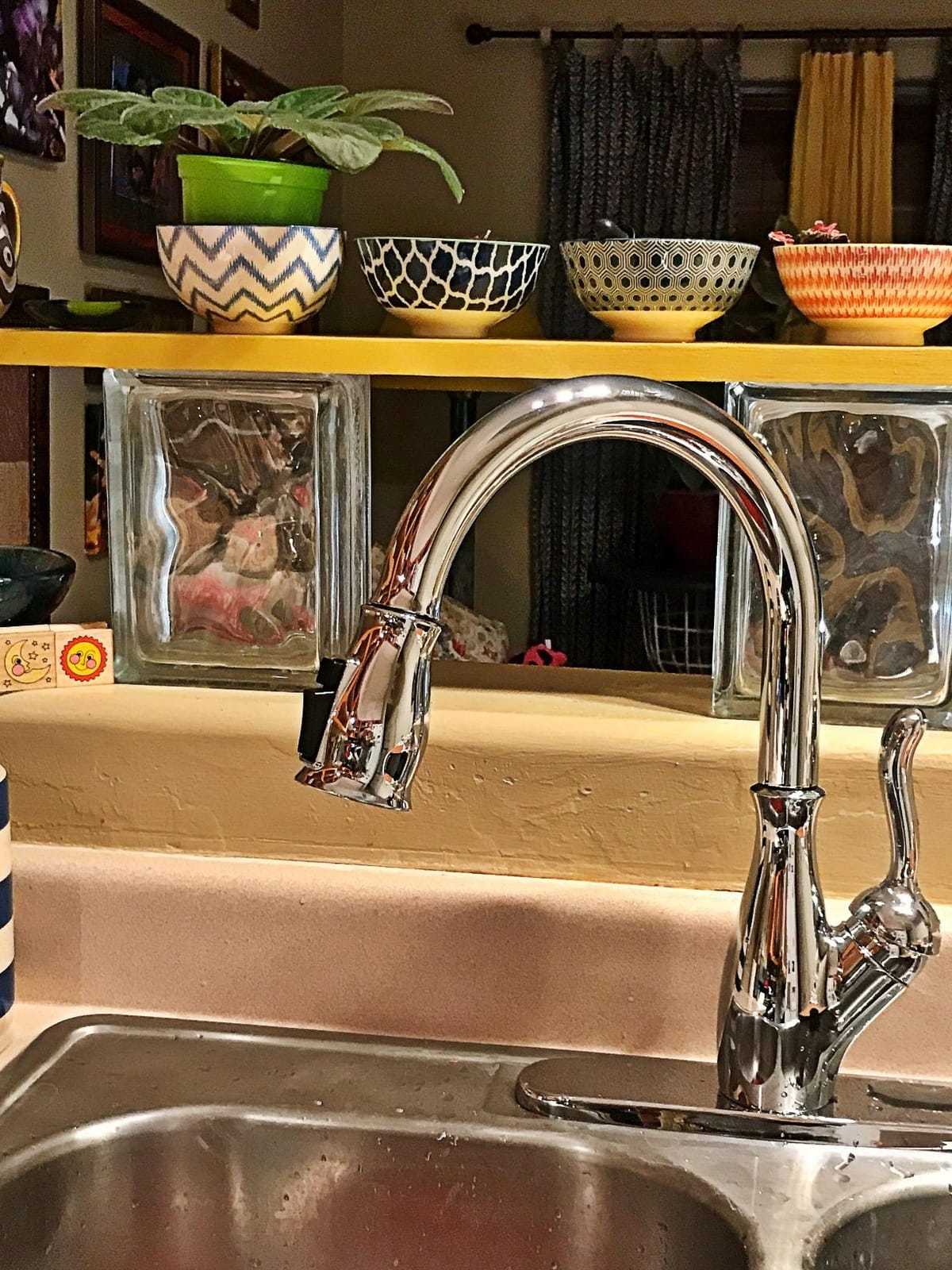 Delta Leland Brushed Nickel Kitchen Faucet with Pull Down Sprayer, Traditional Single Hole Kitchen Sink Faucet, Single Handle, SpotShield Stainless 9178-SP-DST customer photo 2