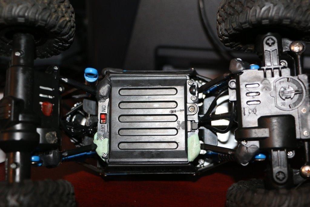 Cheerwing 1:18 Rock Crawler 2.4Ghz Remote Control Car 4WD Off Road RC Monster Truck 2 Battery (Blue) customer photo 1