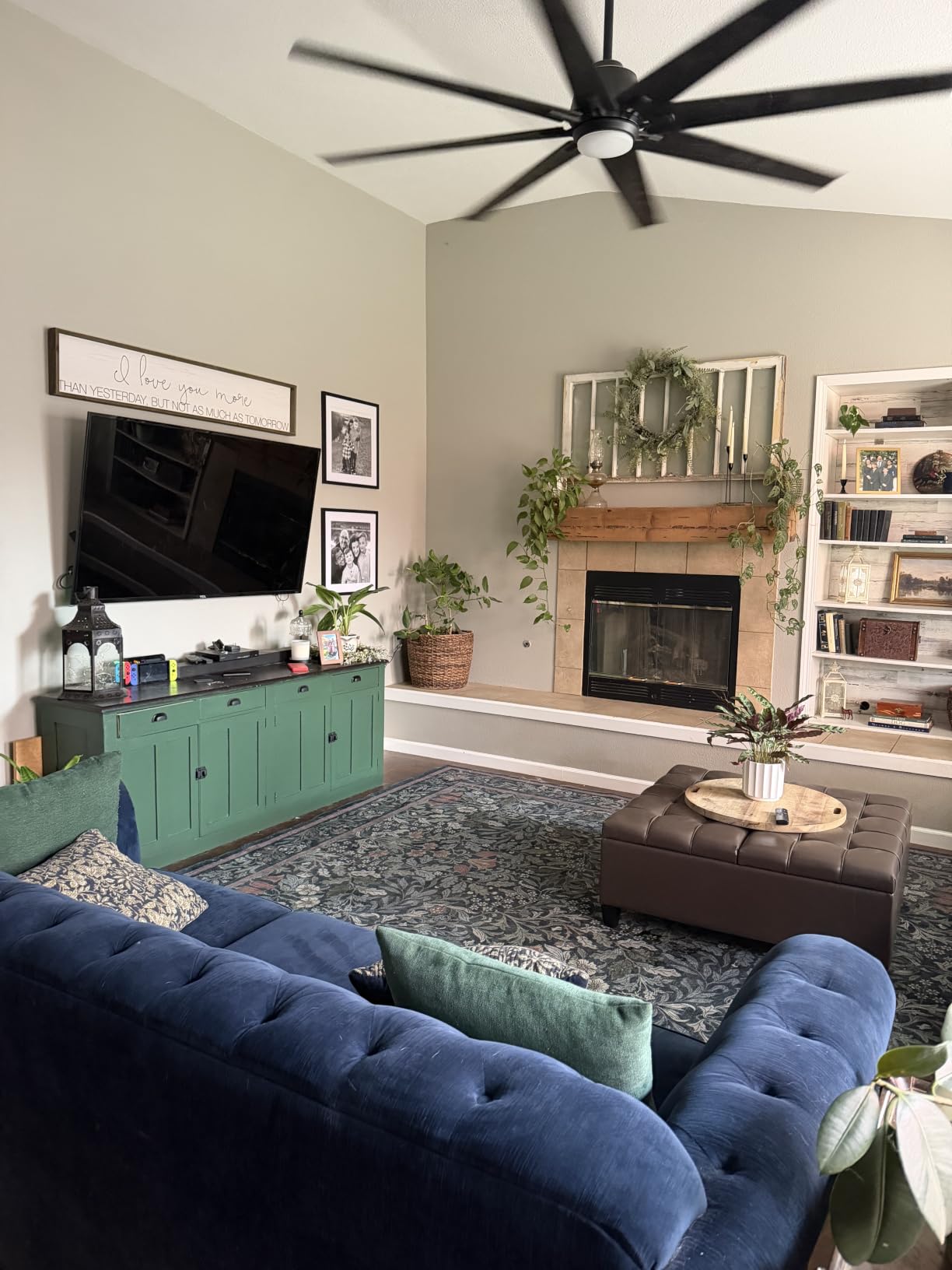 KILZ TRIBUTE Paint & Primer, Interior, Satin, True Teal, 1 Gallon customer photo 2