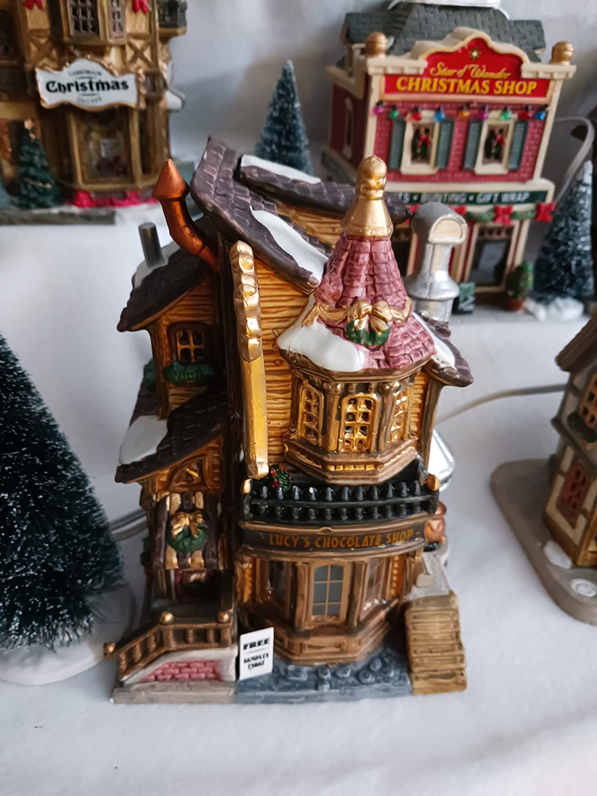 Lemax Christmas Village Lucys Chocolate Shop Battery Operated Led - 45052 customer photo 1