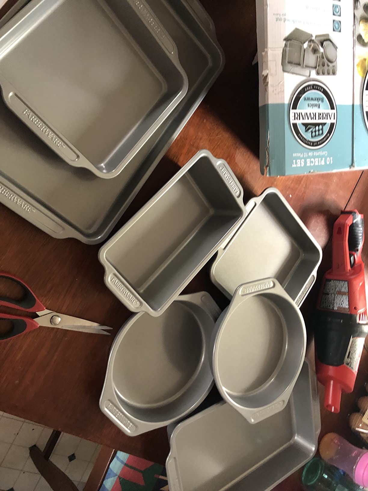 Farberware Nonstick Bakeware Set with Cooling Rack for Baking, 10-Piece, Easy Release and Cleanup, Gray customer photo 2