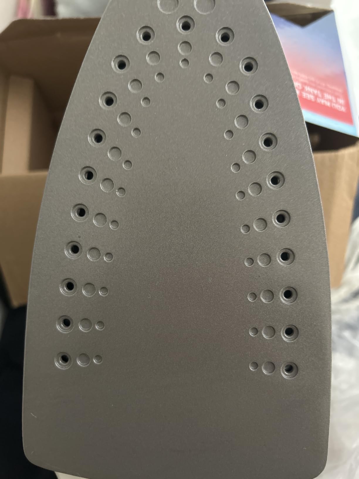 BLACK+DECKER Steam Iron for Clothes with Auto Shutoff & TrueGlide Soleplate, 1200W customer photo 2