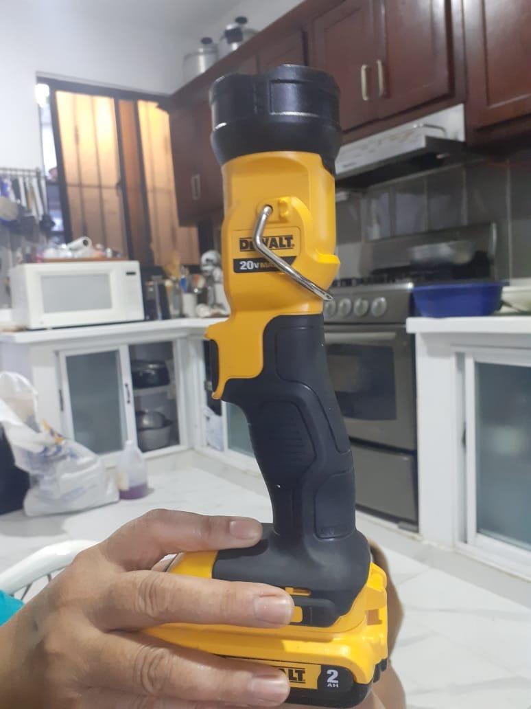 DEWALT 20V MAX Combo Kit, Compact 7-Tool (DCK720D2) customer photo 1
