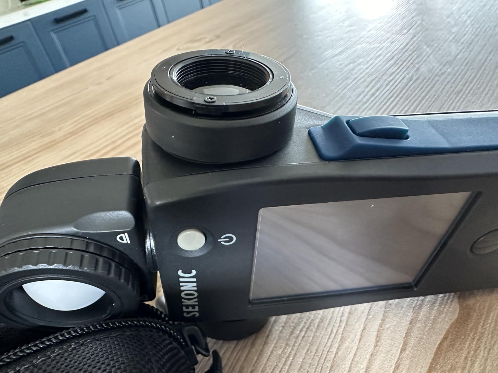 Sekonic L-858D-U Speedmaster Light Meter, Multi-Function Incident & 1 Degree Spot Meter with Flash Duration Analysis, HSS Measurement & Wireless Radio Triggering Compatibility customer photo 1