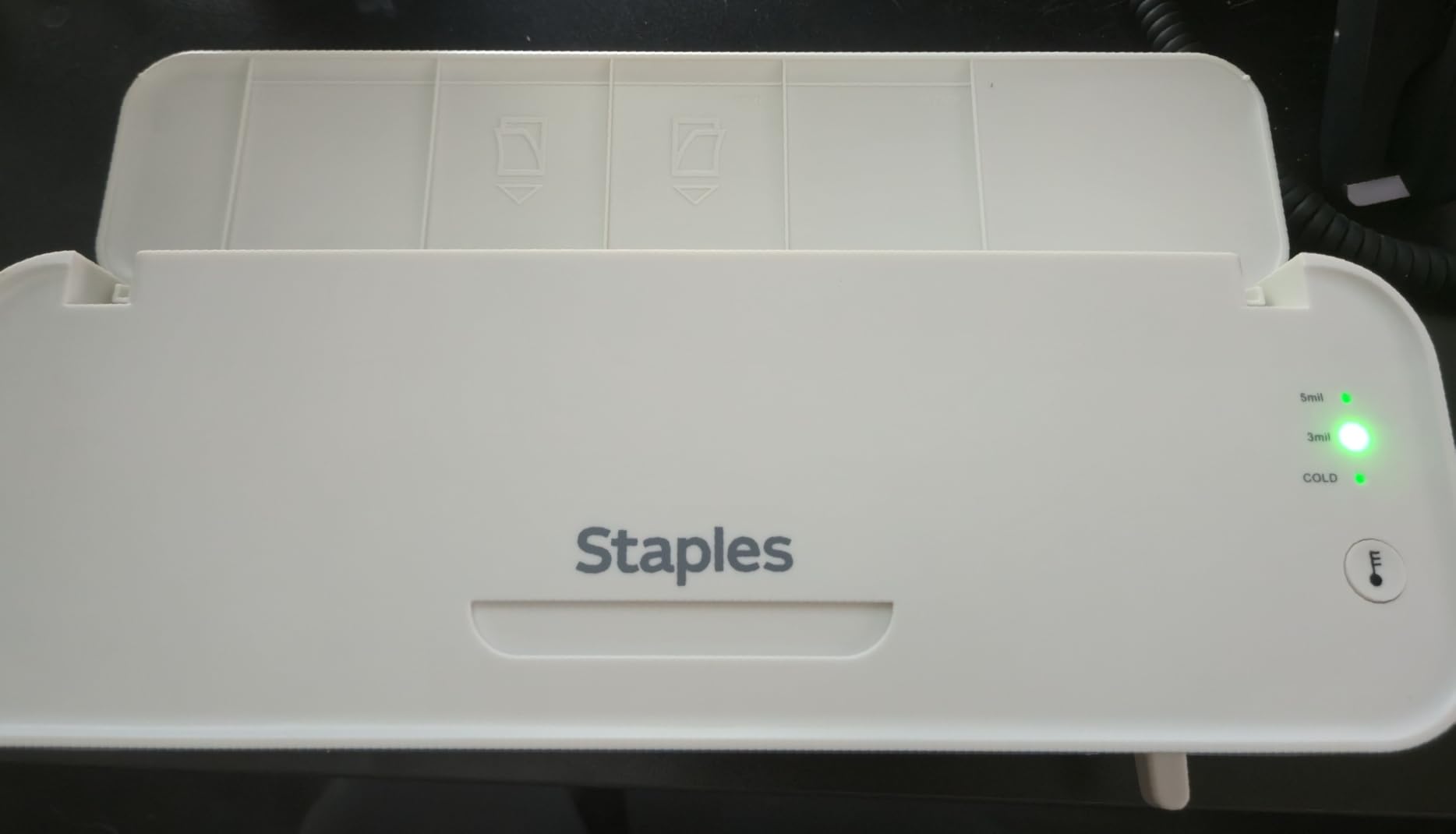 Staples 9-Inch Thermal & Cold Laminator, White/Gray | Versatile laminating machine for home, school, and office document use customer photo 2