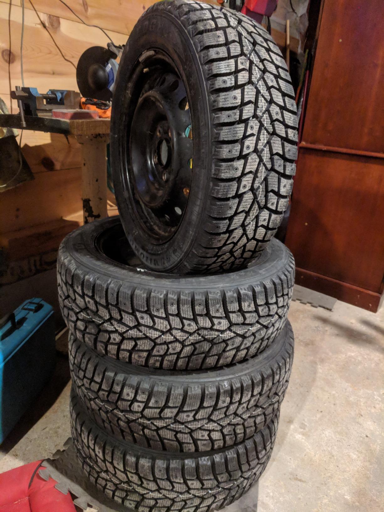Sumitomo Ice Edge Snow Radial Tire-205/55R16 91T, Model:EDG41 | Passenger Touring Studdable Winter Traction 91T Rated Standard Load Radial Construction Black Sidewall Tire customer photo 2