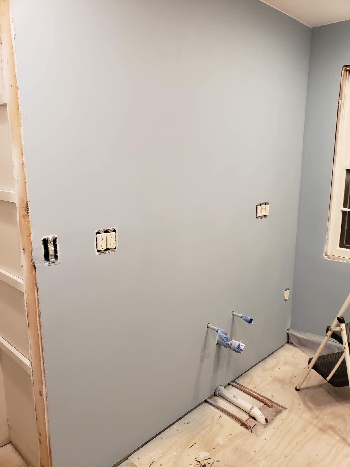 HomeRight Super Finish Max HVLP Paint and Stain Sprayer, 3 Brass Tips, Three brass tips and three spray patterns handle stains, sealers and latex paint on furniture, cabinets and trim customer photo 1