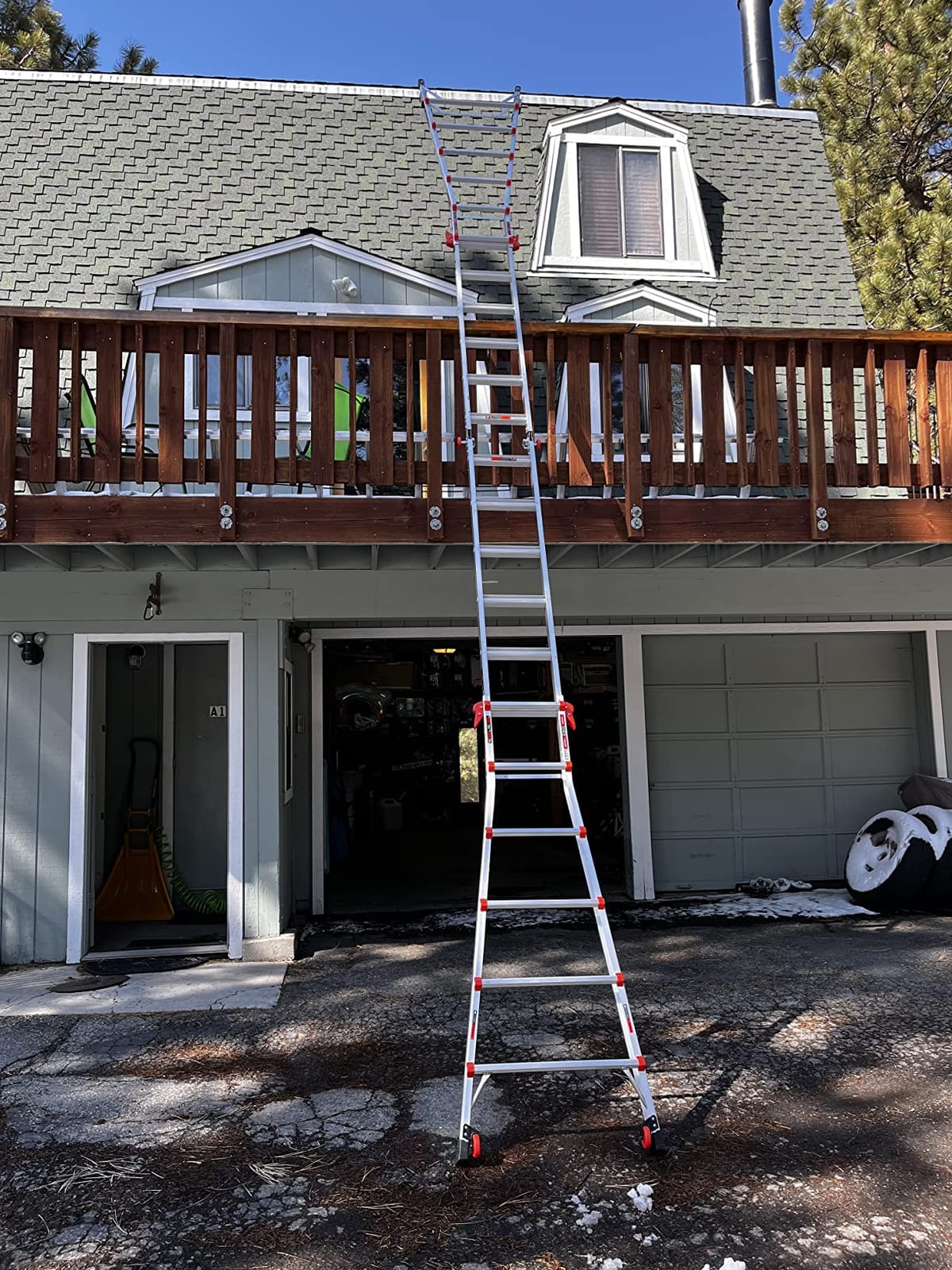 Little Giant Velocity, Aluminum Ladder, 18 ft with Leg Levelers, 15417-801 | Telescoping Multi-Position Ladder, Integrated Leg Levelers, Slip-Resistant Feet, Type IA 300 lbs. Rating customer photo 1