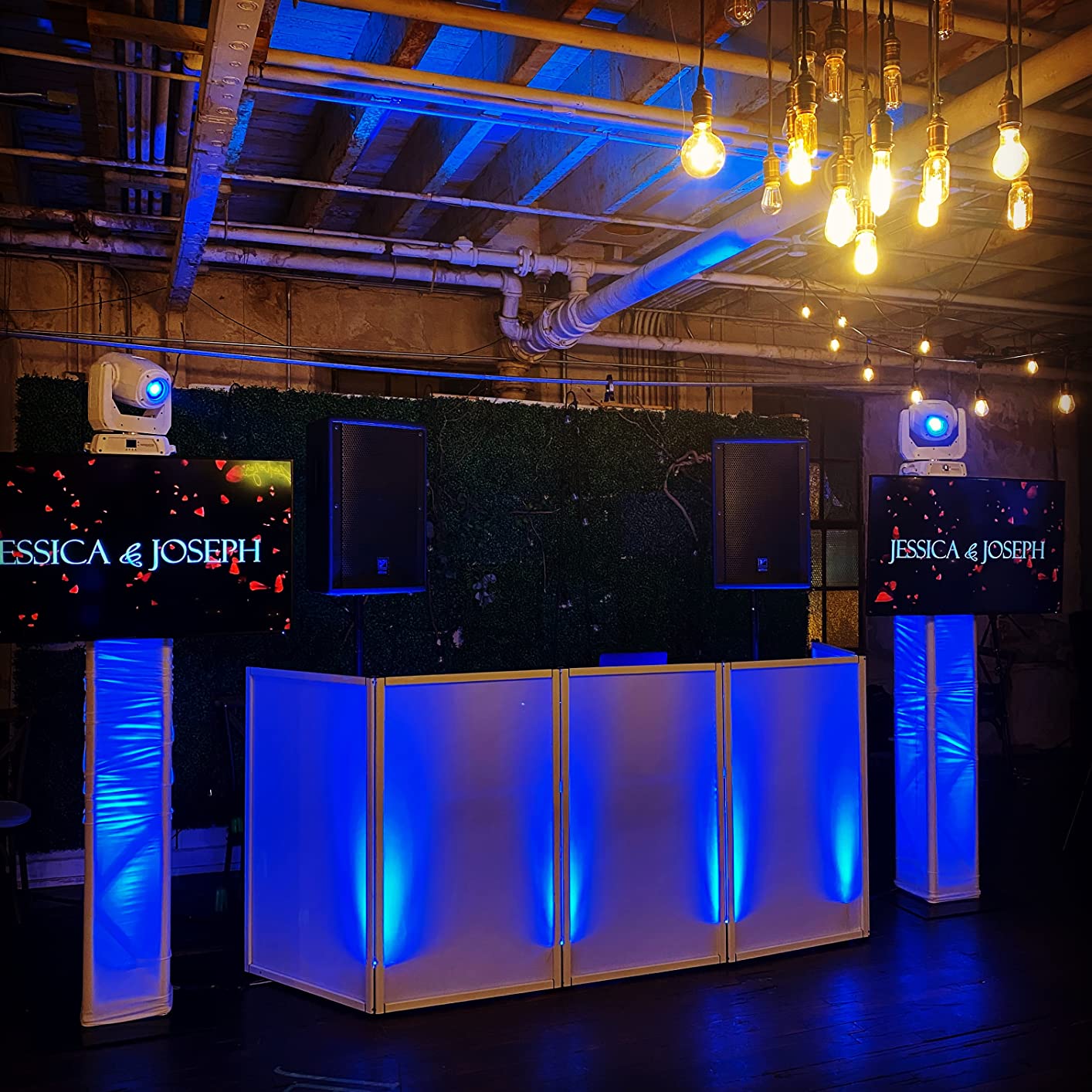 Rockville RFAAW 112x48 DJ Event Facade Lightweight Aluminum Booth, 360-Degree Panel Rotation, Fire-Retardant Scrim, Foldable Design, Perfect for Mobile DJs and Event Professionals (4 Panels) customer photo 2