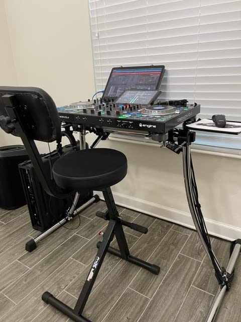 ProX X-GIGCHAIRMK2 Portable Folding AV Operator DJ Keyboard Drum Height Adjustable Throne Chair with 13 in. Velvet Padded Cushion customer photo 2