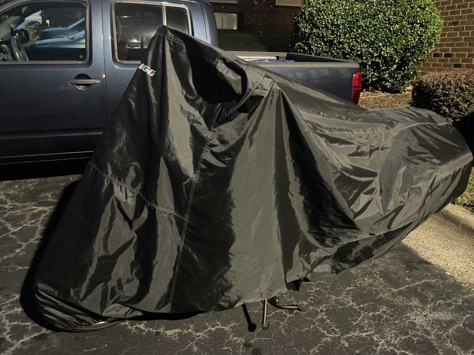 Nelson Rigg USA Defender Extreme Motorcycle Cover - Waterproof, Outdoor All Weather, Fade Resistant, Ventilated, Reflective, Lock Grommets, Storage Bag (X-Large) customer photo 1