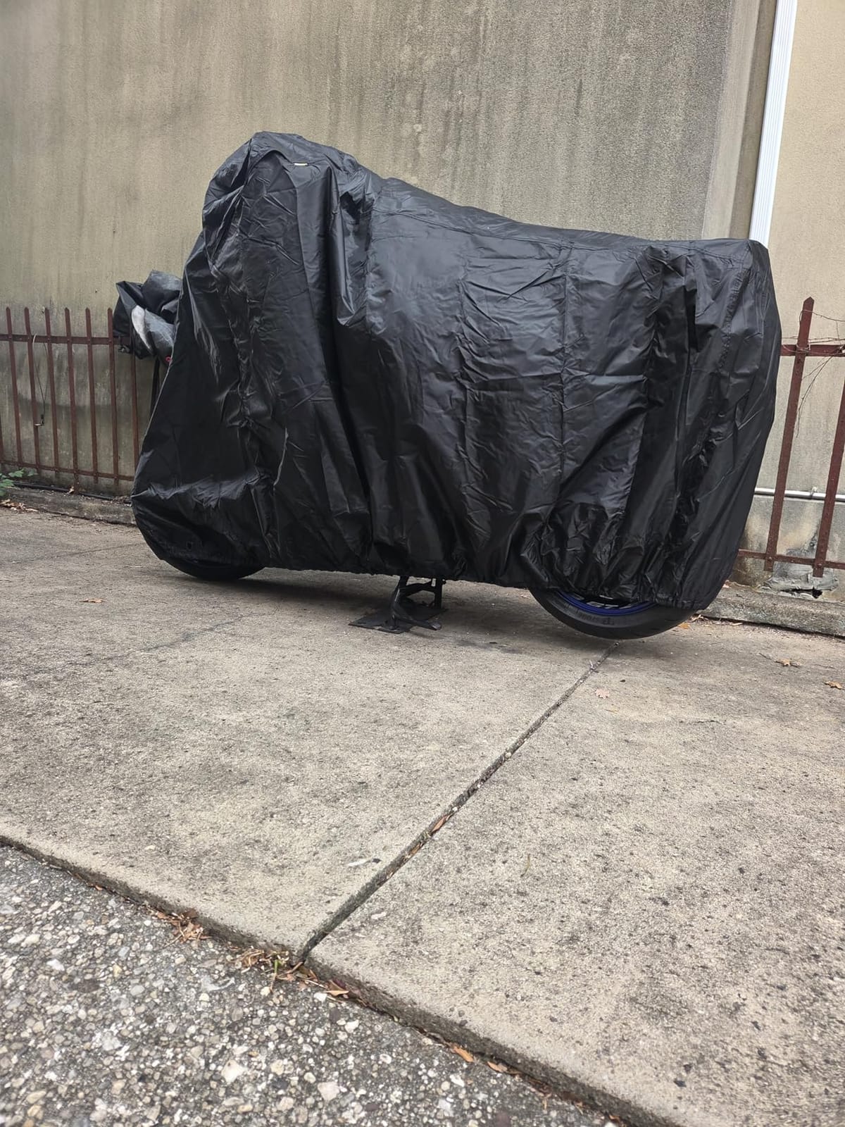 Nelson Rigg USA Defender Extreme Motorcycle Cover - Waterproof, Outdoor All Weather, Fade Resistant, Ventilated, Reflective, Lock Grommets, Storage Bag (X-Large) customer photo 2