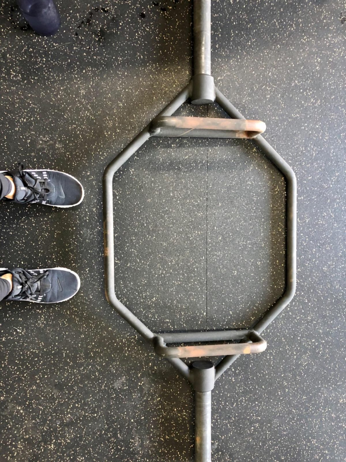 Synergee 20kg and 25kg Chrome or Black Olympic Hex Barbell Trap Bar with Rotating, Flat or Raised Handles for Squats, Deadlifts, Shrugs customer photo 1