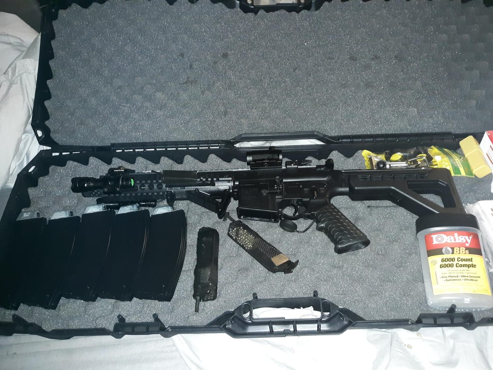DPMS SBR CO2 BB Air Rifle - 25-Round Mag - 430 FPS - Black | Full/Semi-Auto Action - Adjustable Stock - Co2-Powered Bb Platform customer photo 1