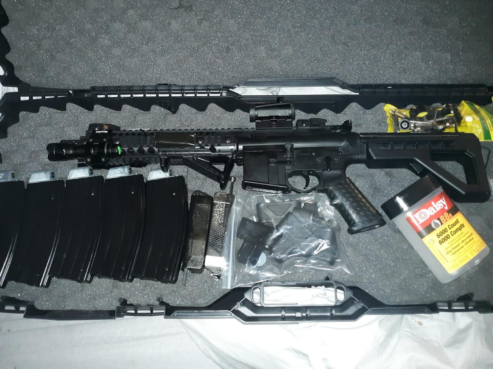 DPMS SBR CO2 BB Air Rifle - 25-Round Mag - 430 FPS - Black | Full/Semi-Auto Action - Adjustable Stock - Co2-Powered Bb Platform customer photo 2