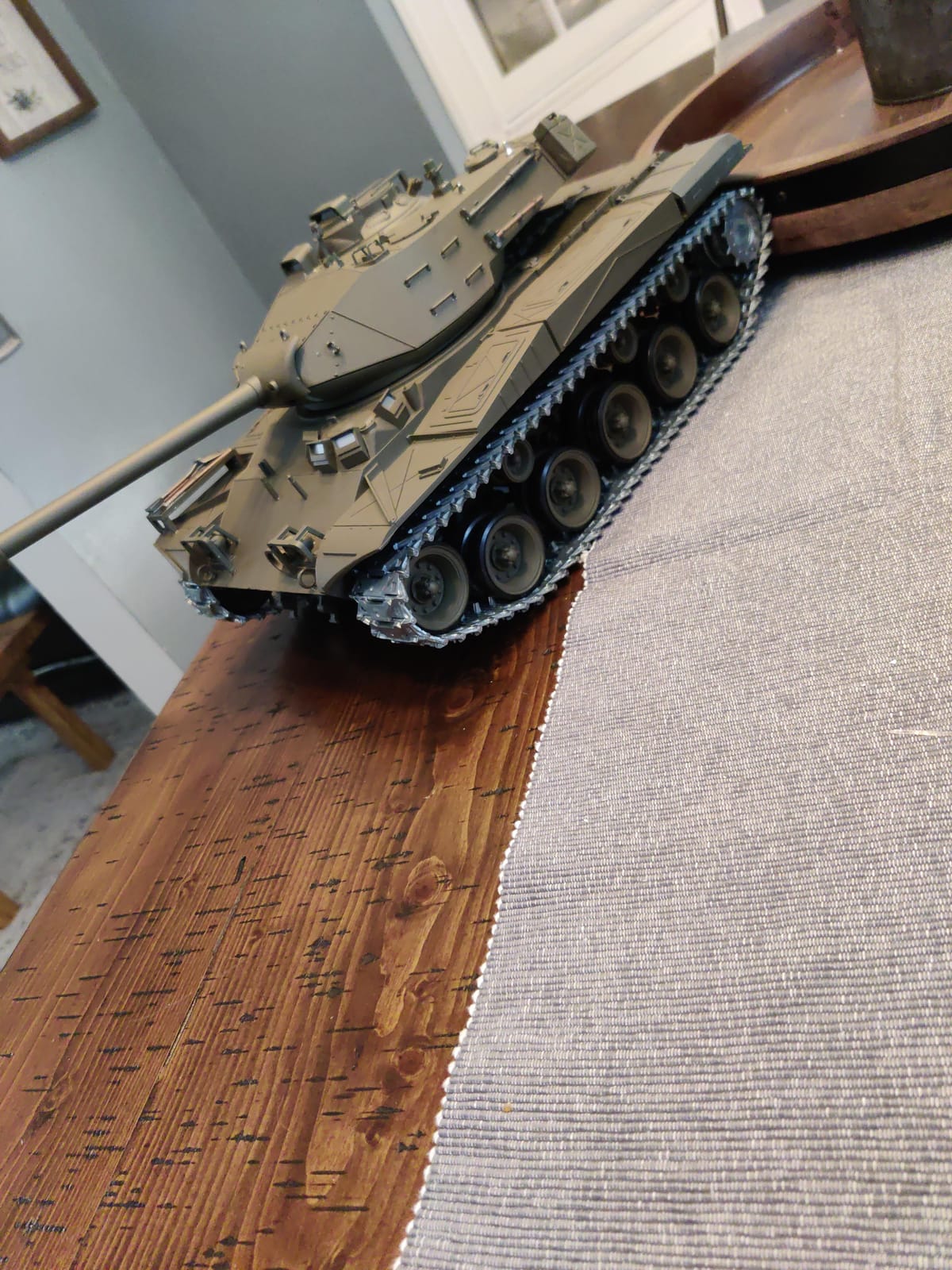 HengLong Modified Edition 1/16 2.4ghz Remote Control US M41A3 Walker Bulldog Tank Model (360-Degree Rotating Turret, Steel Gear Gearbox, 3800mah Battery, Metal Tracks & Sprocket Wheel) customer photo 2