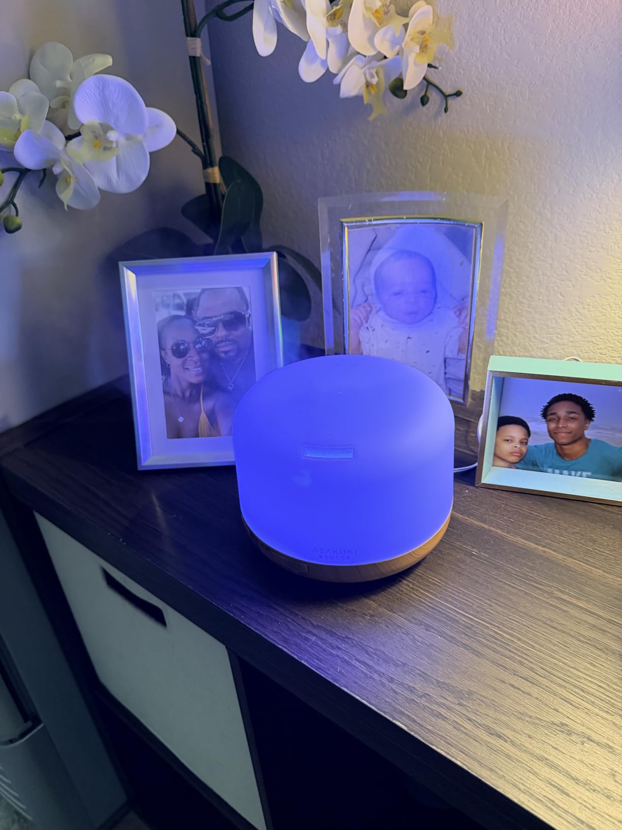 ASAKUKI Essential Oil Diffuser for Home, 500ML Aromatherapy Diffuser Humidifier with Remote Control, 7 Color LED Lights, Quiet Cool Mist Diffuser for Bedroom, Living Room, Office (White) customer photo 1