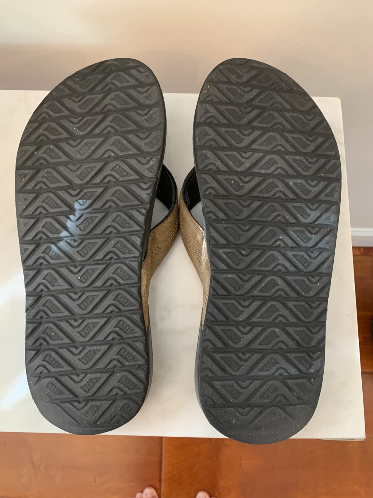 Reef Men's Cushion Phantom Flip Flop customer photo 1