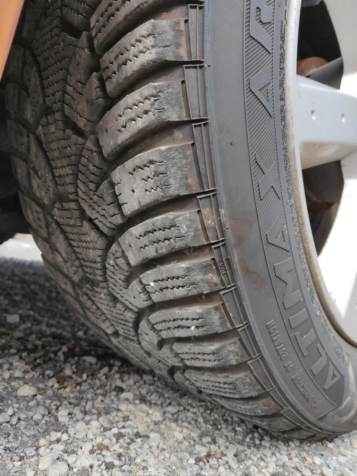 General Tire Altimax Arctic 12 Studable-Winter Radial Tire-225/60R16 102T XL-ply customer photo 1