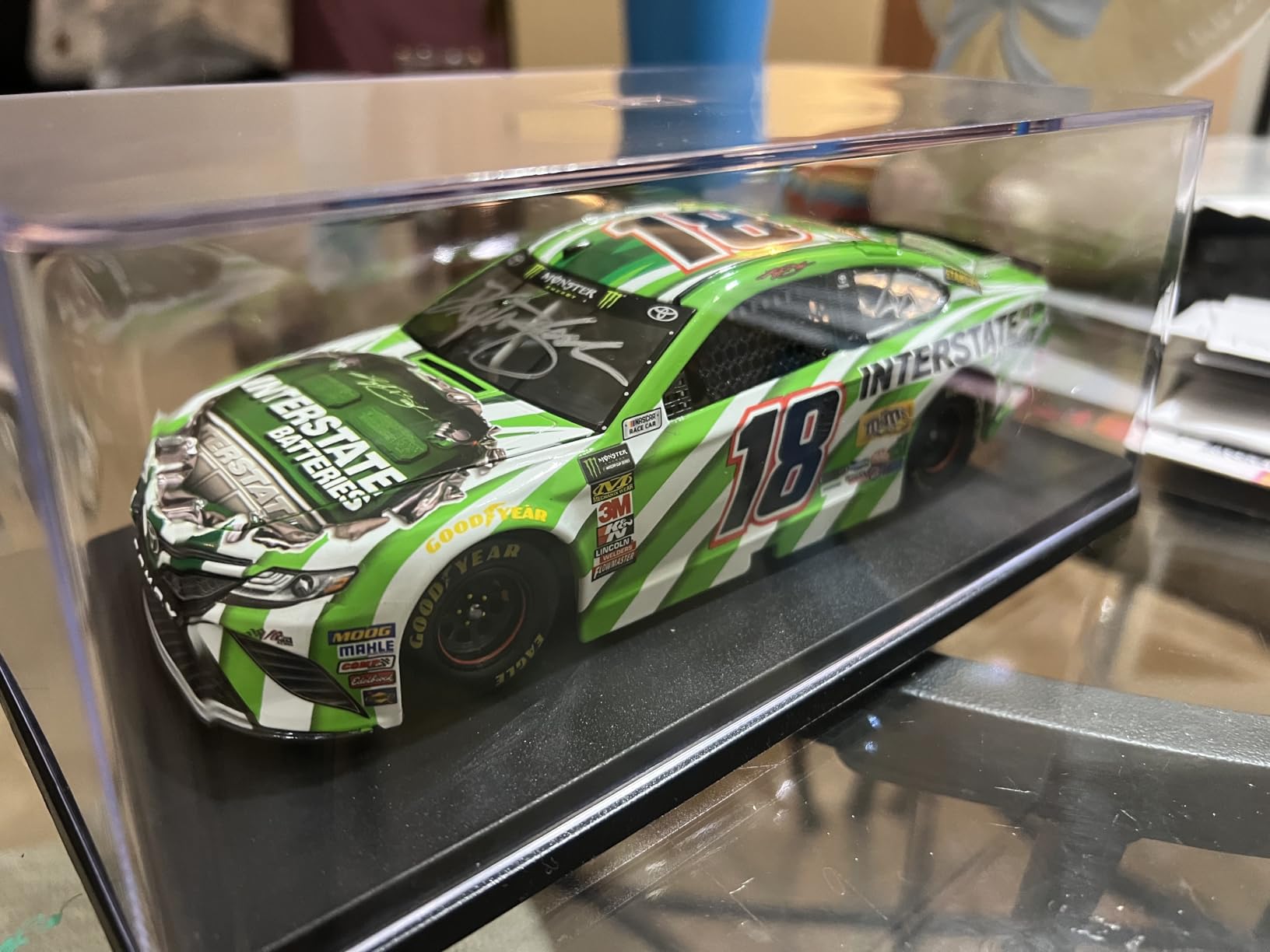 Greenlight Collectibles - 1:24 Acrylic Case with Plastic Base customer photo 2