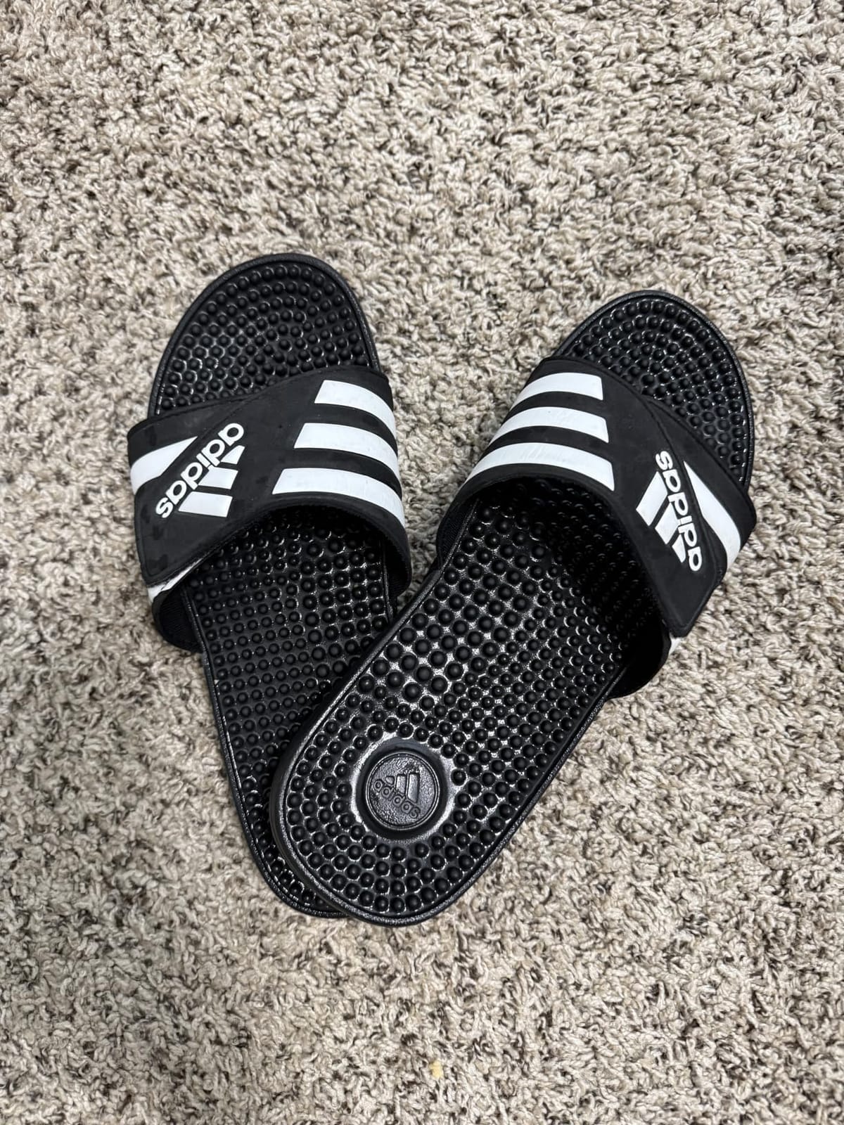 adidas Men's Adissage Slide Sandals customer photo 1