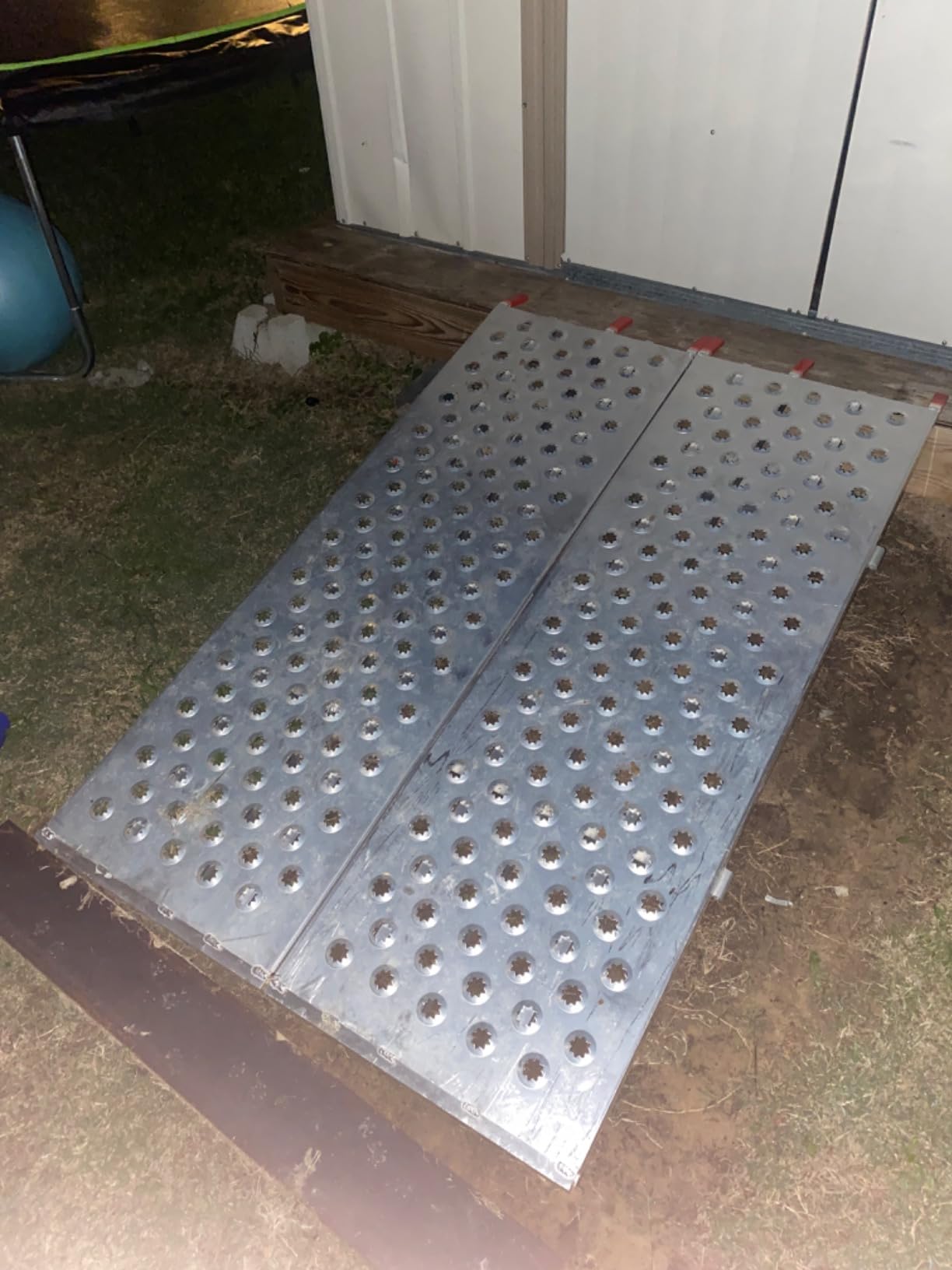 Black Widow Aluminum Punch-Plate Bi-Fold ATV Ramp, 1,500 lb, 6 Ft x 44 in customer photo 2