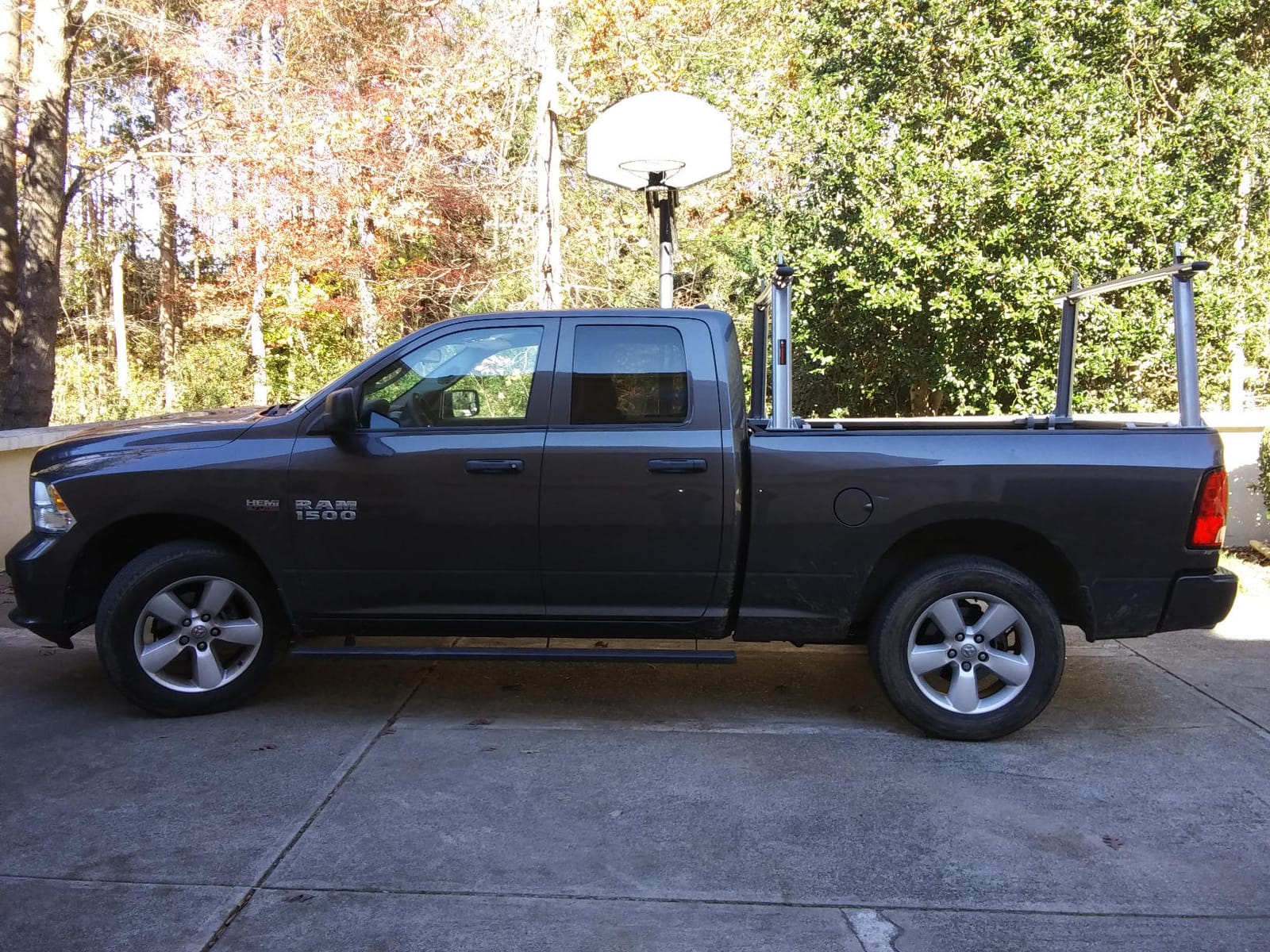 Model APX25 Extendable Aluminum Pick-Up Truck Ladder Rack (No Drilling Required) - Silver customer photo 2