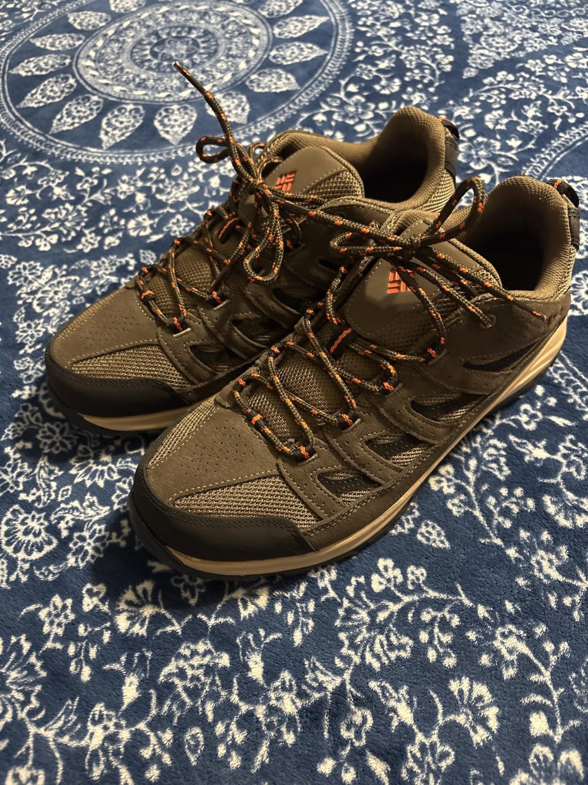 Columbia Men's Crestwood Hiking Boots | High Traction, Lightweight, Breathable, Wide Fit Available customer photo 2